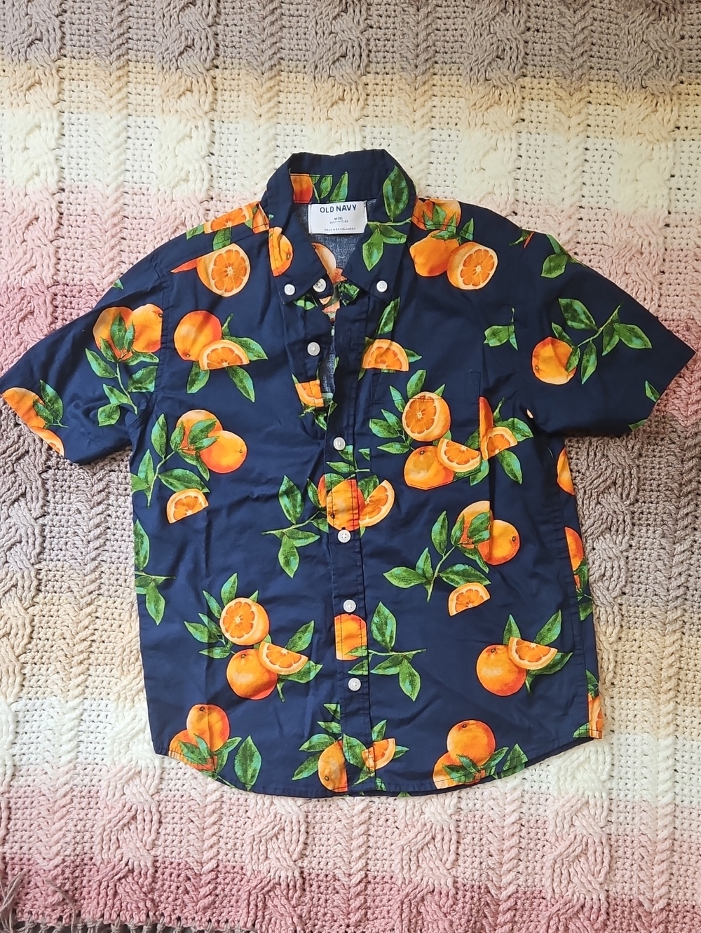 Old Navy Dk Blue Button-Up Shirt with Orange Fruit Print (Boys M/8)
